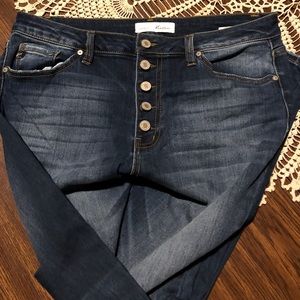 Size 13/31 Curvy fit Kancans